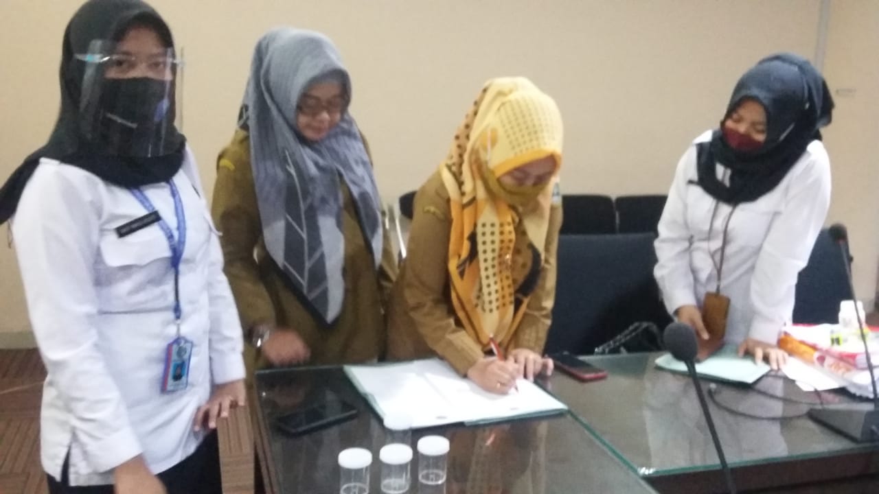 Melaksanakan Kegiatan Pemberdayaan Masyarakat melalui Tes Urine kepada ASN di 13 OPD di Lingkungan Provinsi Banten dalam Rangka Inpres No 2 Tahun 2020: