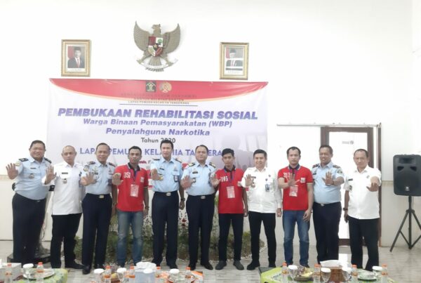 Kepala BNN Provinsi Banten dengan Kabid Rehabilitasi BNN Provinsi Banten Menghadiri Undangan Lapas Pemuda Kelas II Tangerang