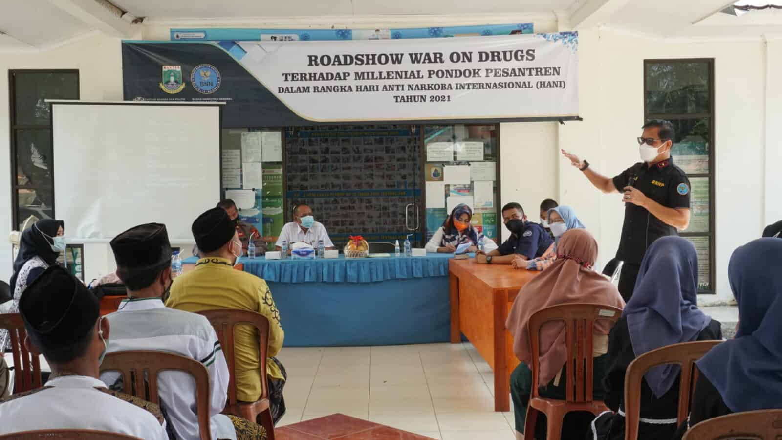 Komitmen Perangi Narkoba, Milenial Cileles Ikuti Roadshow War On Drugs BNNP Banten