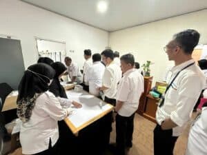SOSIALISASI DAN TES URIN BNNP BANTEN DI LINGKUNGAN KPP PRATAMA PANDEGLANG